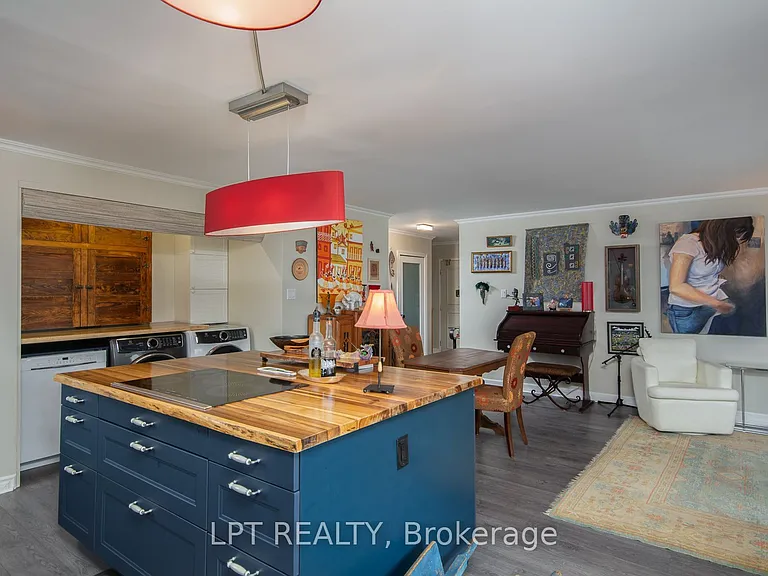 40 Arthur St #703 — Photo 17