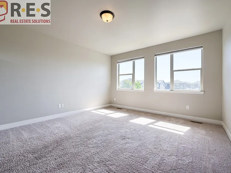 6833 Decatur St — Photo 6