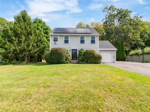 27 Bentley Drive, Manchester, CT 06042