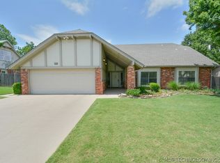 8226 S 74th East Ave, Tulsa, OK 74133