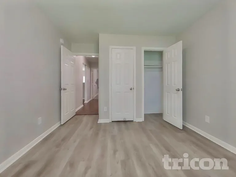 5008 Asia Ln — Photo 11