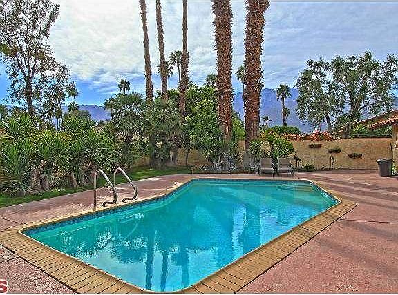 3rd image of 2469 E El Chorro Way