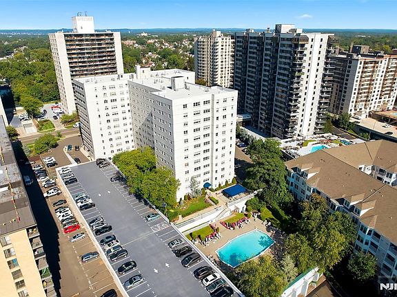3rd image of 280 Prospect Avenue #9B