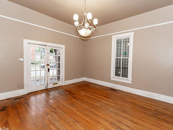 3rd image of 1323 Cumberland St