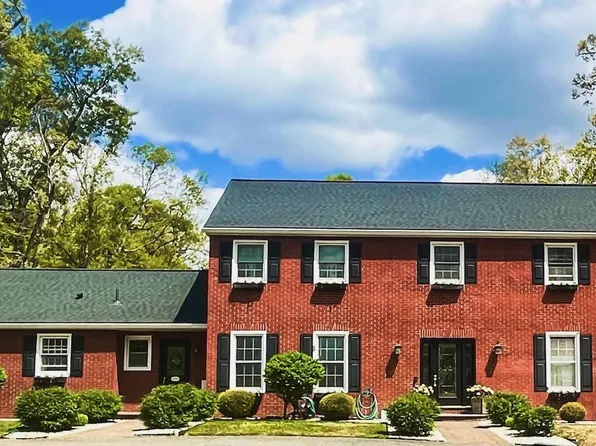 2460 Buttonwood Dr, Vineland, NJ 08361
