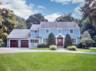 181 Margemere Dr, Fairfield, CT 06824