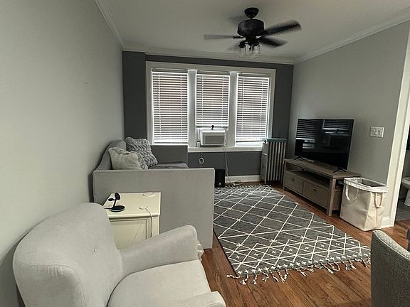 2nd image of 1103 Holly Ct APT 306