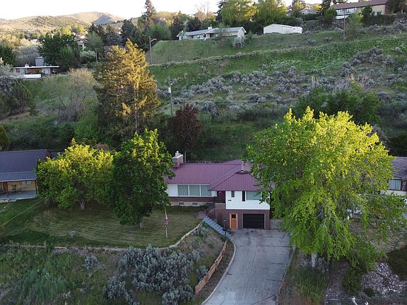 4th image of 131 Foothill Blvd