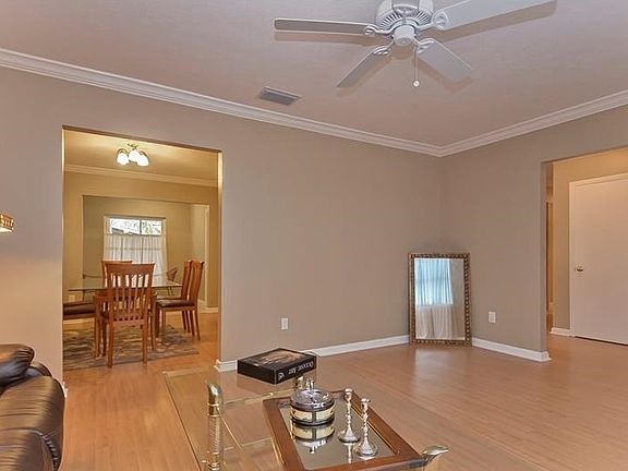 5th image of 14309 Ravenwood Ln