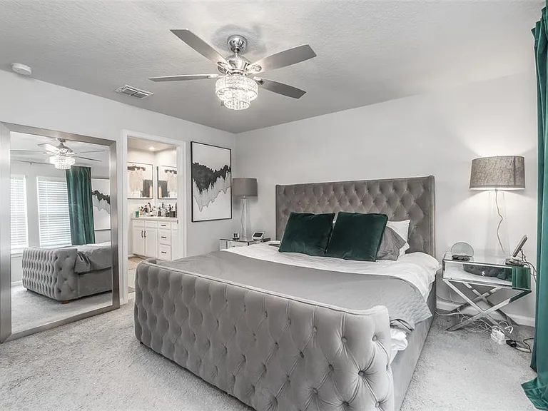 8518 Primrose Willow Pl — Photo 21