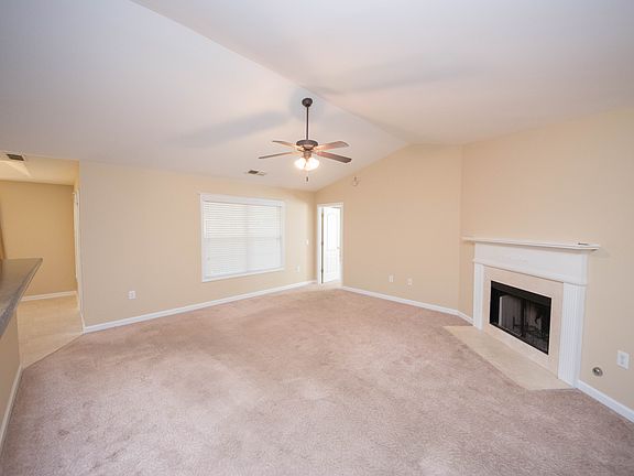 5th image of 5095 Roxton Ln