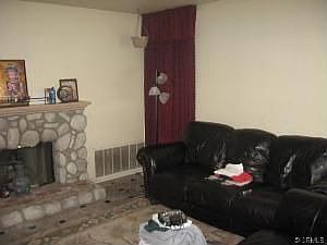 4th image of 24020 Manresa Ct