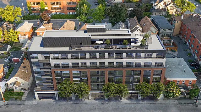 18 Hawthorne Ave #606 — Photo 3