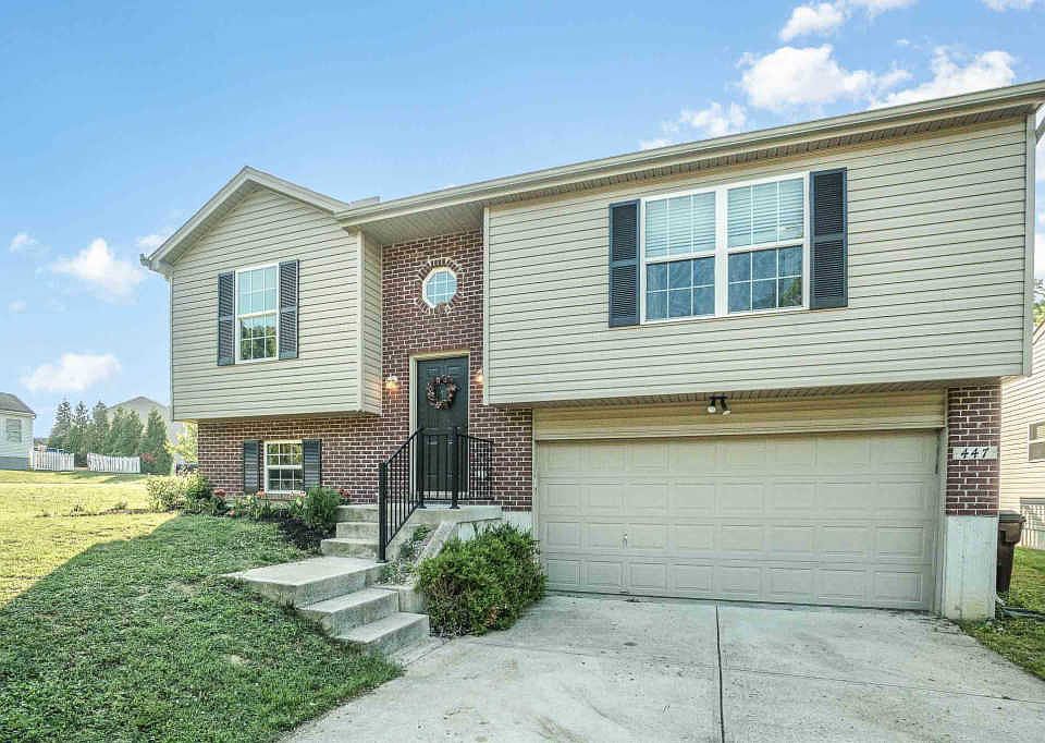 1st image of 447 Sunnybrook Dr
