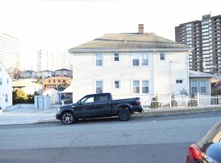 487 Summit Ave #1, Fort Lee, NJ 07024