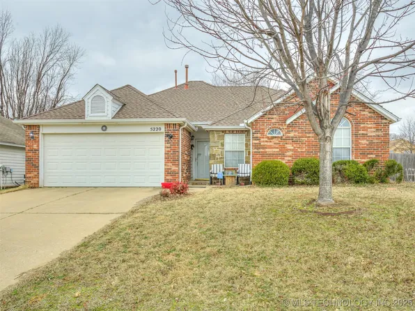 5220 S Poplar Ave, Broken Arrow, OK 74011