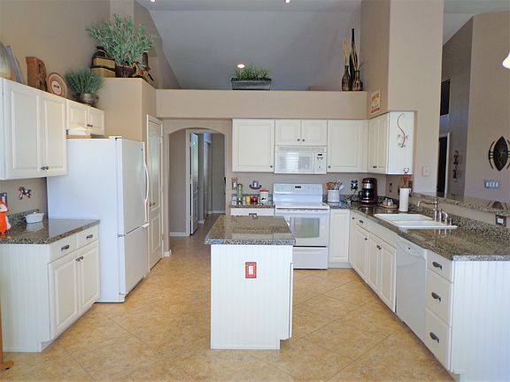 All appliances included