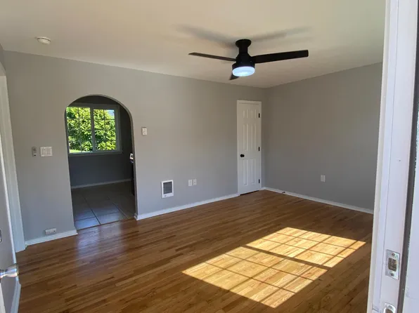 808 S 6th Ave SW #808, Olympia, WA 98512