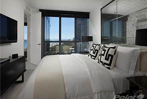 4th image of 2201 Collins Ave #810