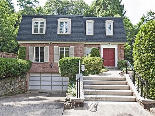 1st image of 138 W Lyndhurst Dr