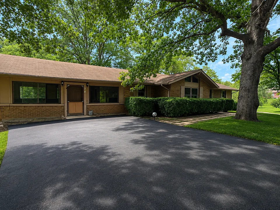 627 Froglevel Rd