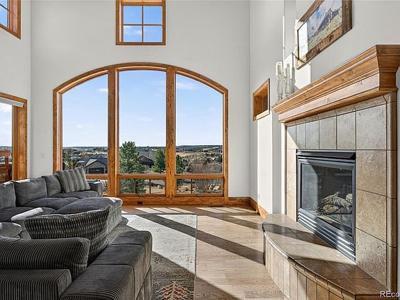 2nd image of 5001 Raintree Circle