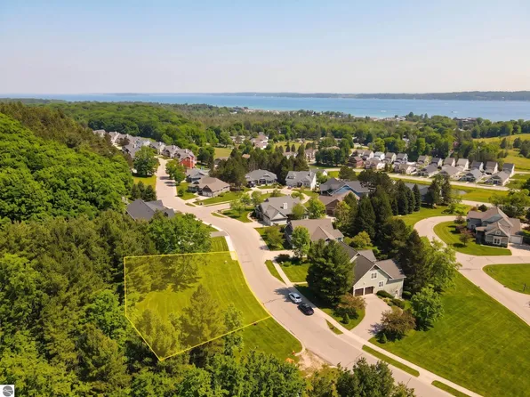 10660 & 10662 Old Morgan Trl, Traverse City, MI 49684