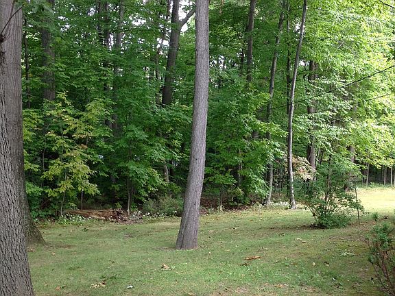 2nd image of 438 Brookwood Dr