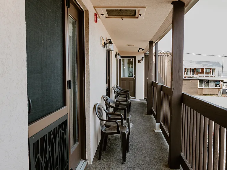 1 Walnut St #21 — Photo 3