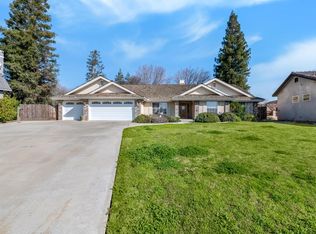 605 Quail Ct, Exeter, CA 93221