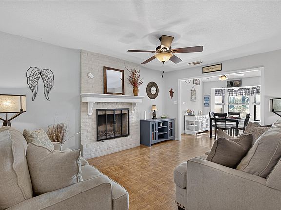 4th image of 448 Remuda Dr