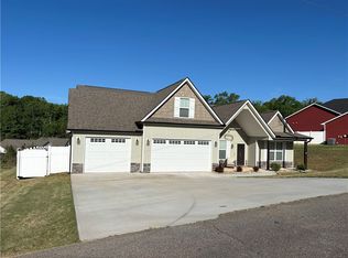 248 Inlet Pointe Dr, Anderson, SC 29625