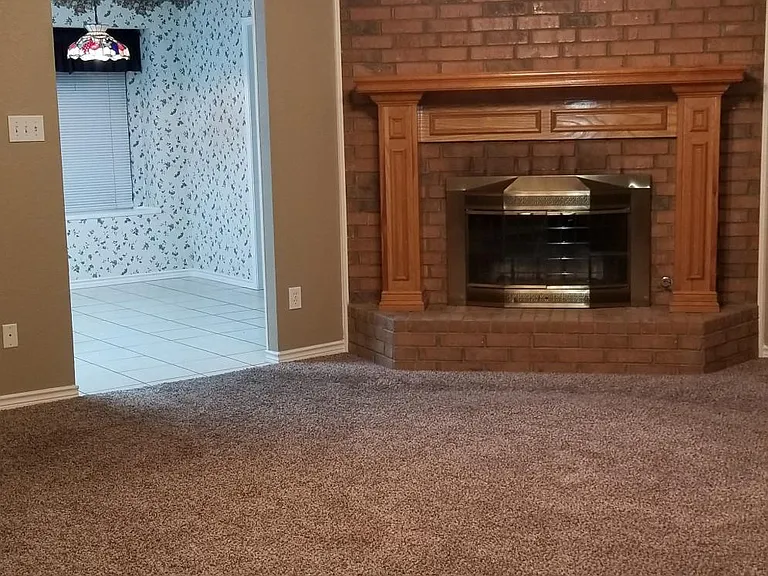 2333 Elkridge Dr — Photo 4