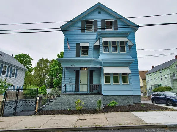 204 Hood St, Fall River, MA 02720