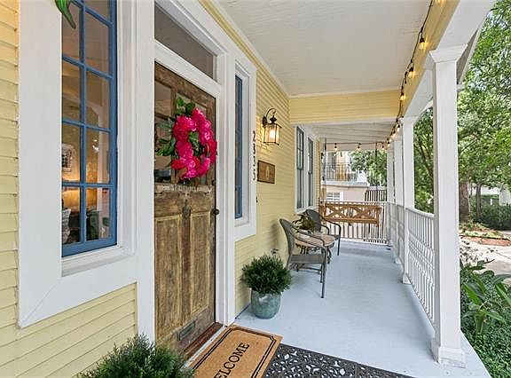 2nd image of 2835 Palmer Ave