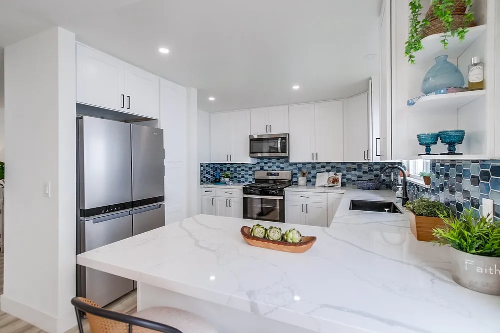 4 bed, 2000 sqft, $5,000 — Photo 4