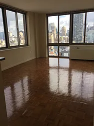 Rented by Chelsea Tower