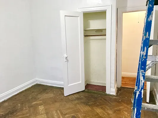 Rented by Voro, LLC | media 14