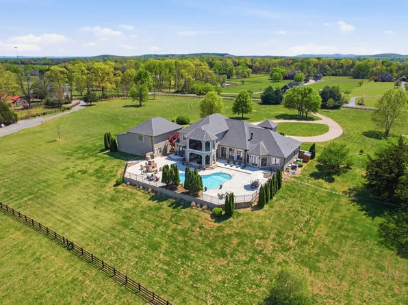 4606 Shores Rd, Murfreesboro, TN 37128