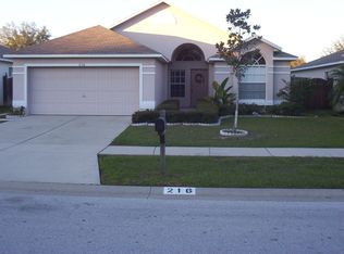 216 Chardonnay Pl, Valrico, FL 33594