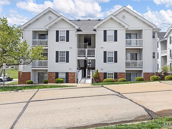 2nd image of 16535 Victoria Crossing Dr Unit B