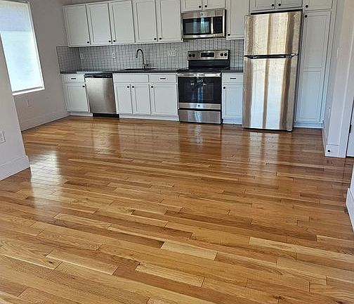 2nd image of 602 Kuenzli St #33