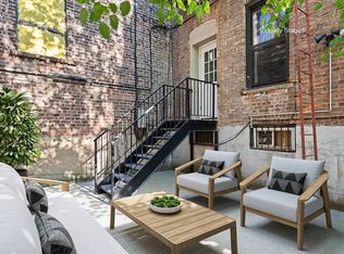 46-15 48th Ave, Woodside, NY 11377