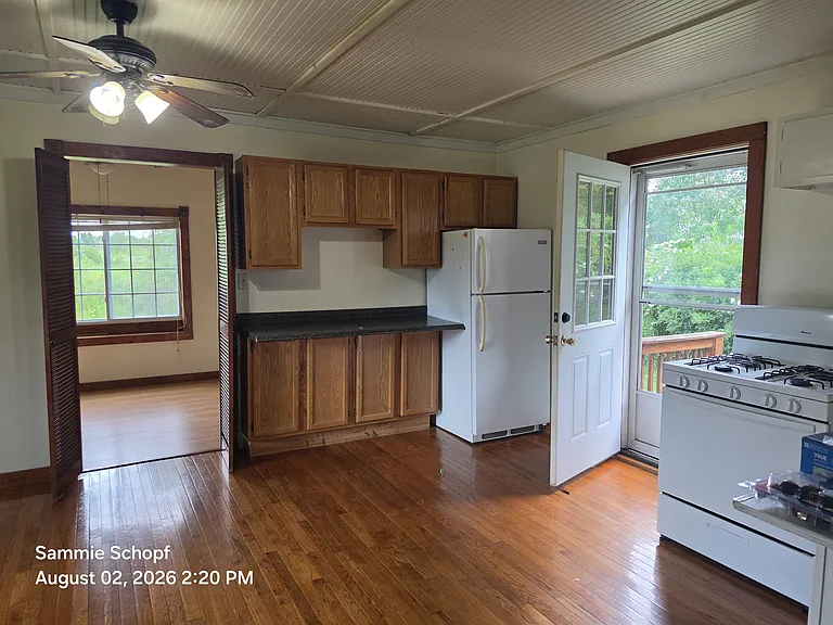 2040 Main Rd — Photo 1