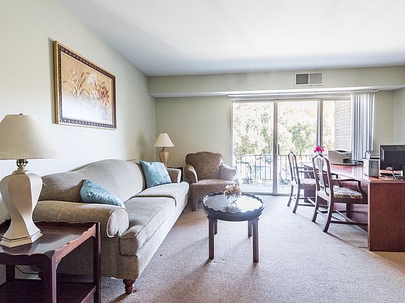 4th image of 7515 Foxhall Ln #4531