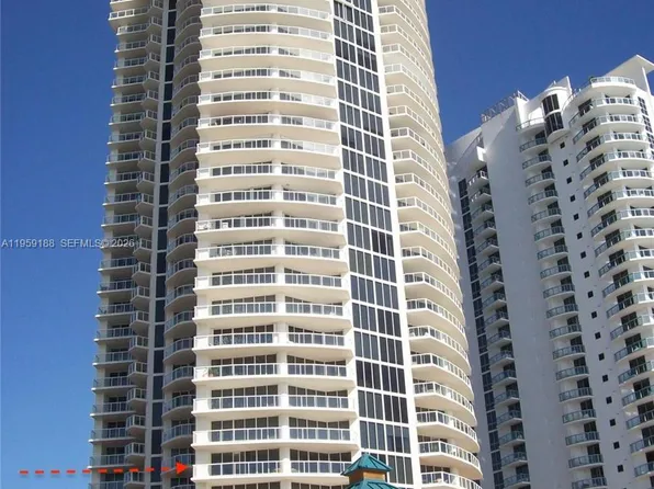 18671 Collins Ave, Sunny Isles Beach, FL