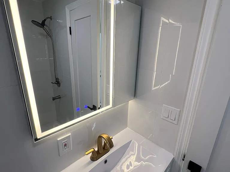 8 Thomas St #1 — Photo 7