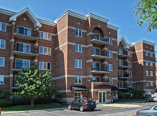 3401 N Carriageway Dr UNIT 206, Arlington Heights, IL 60004