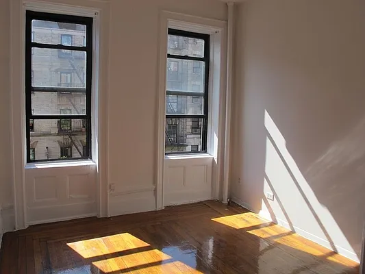 Rented by Crosstown Apartments NYC | media 32