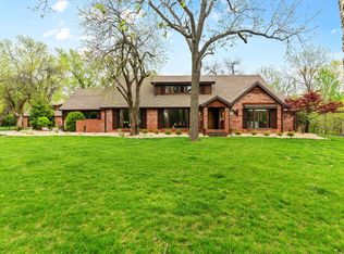 5422 S Woodcliffe Dr, Springfield, MO 65804